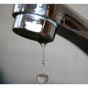 Apă caldă întreruptă pe patru străzi din Oradea până pe 12 august