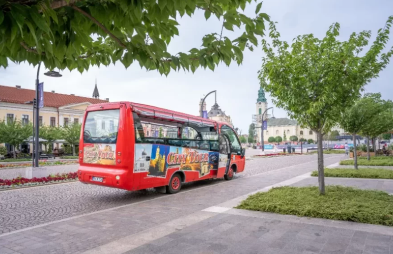 Autobuzul turistic din Oradea circulă pe 25 și 26 iulie