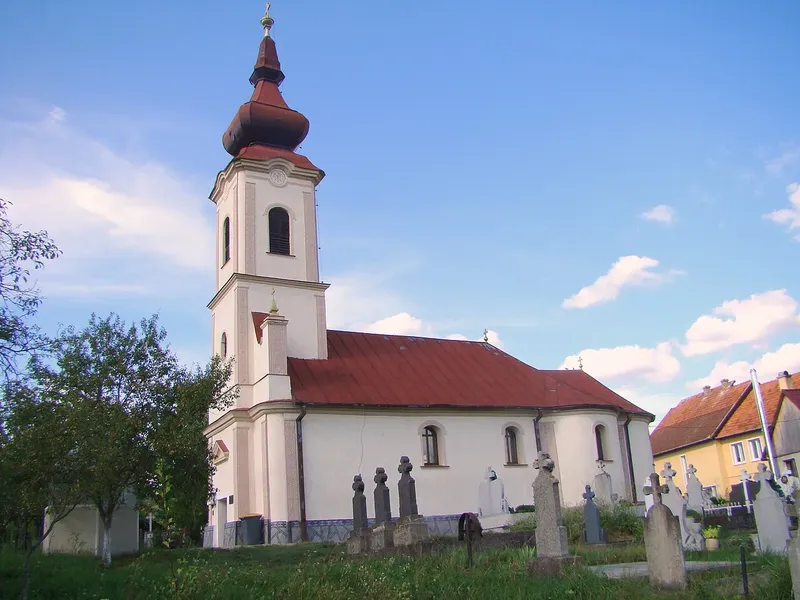 Biserica Tinăud
