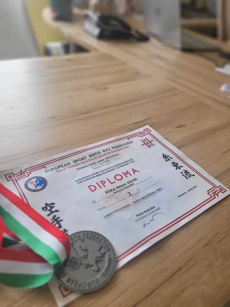 CS Crisul Karate Budapesta