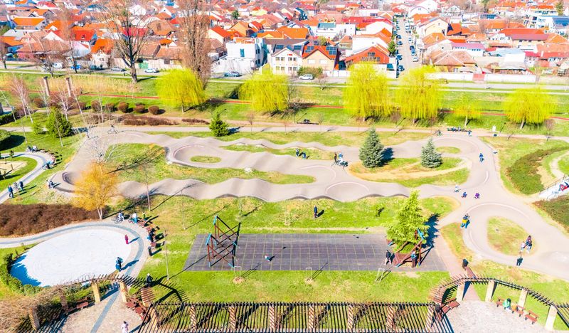După opt ani, Primăria Oradea actualizează regulamentul spațiilor de joacă