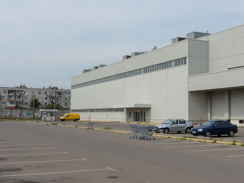 La Cocos magazin "frate" cu LIDL si Kaufland, de azi in Oradea