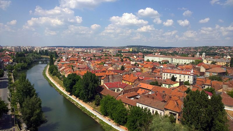 Crișul Repede în Oradea, vedere de pe mal